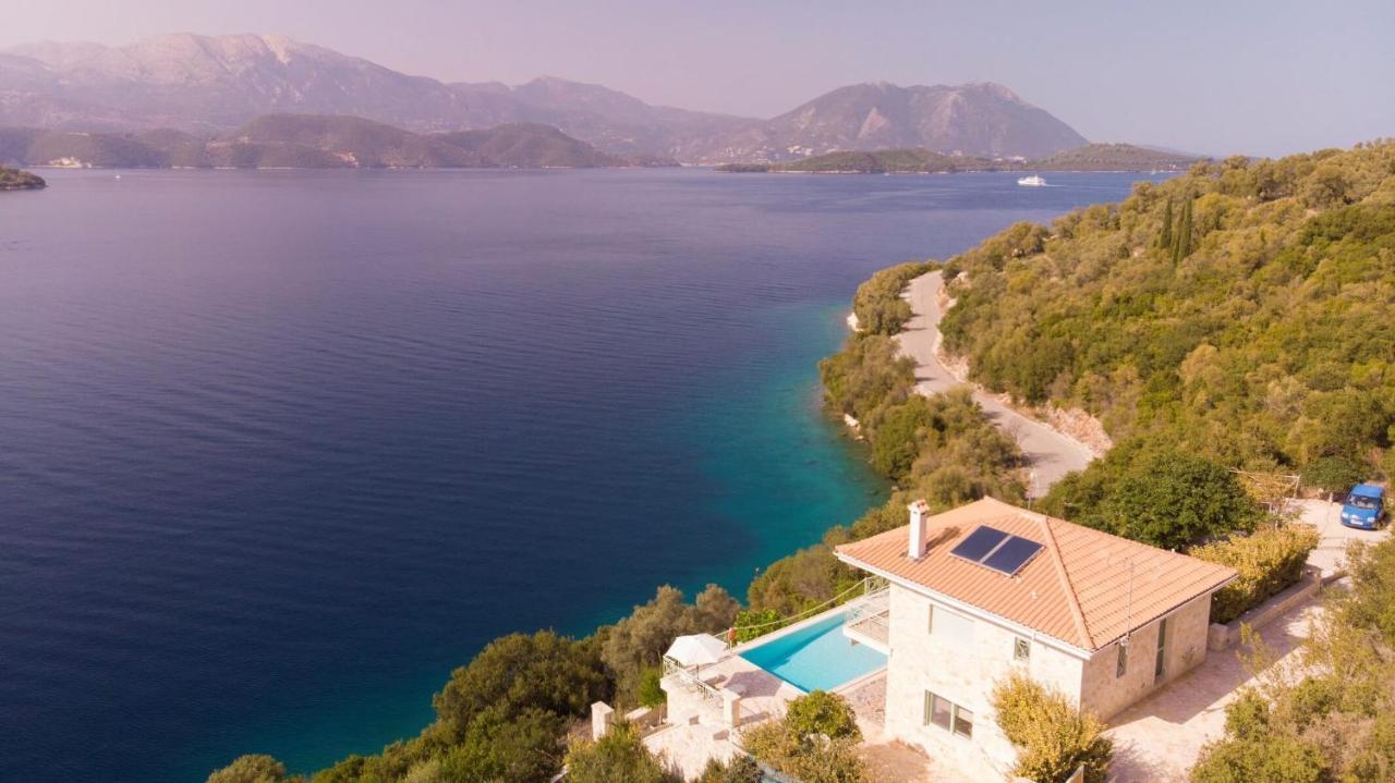 Meganisi Blue Villa Spartokhórion Екстериор снимка