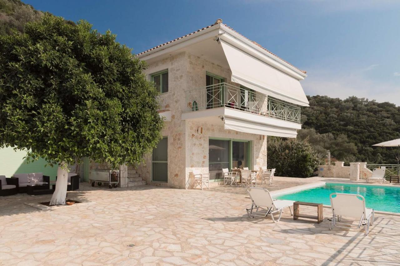 Meganisi Blue Villa Spartokhórion Екстериор снимка