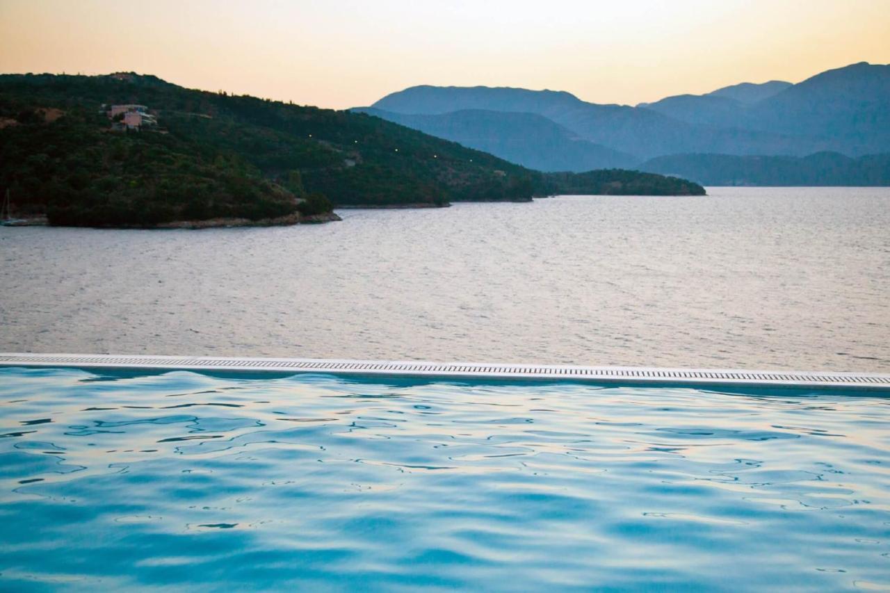 Meganisi Blue Villa Spartokhórion Екстериор снимка