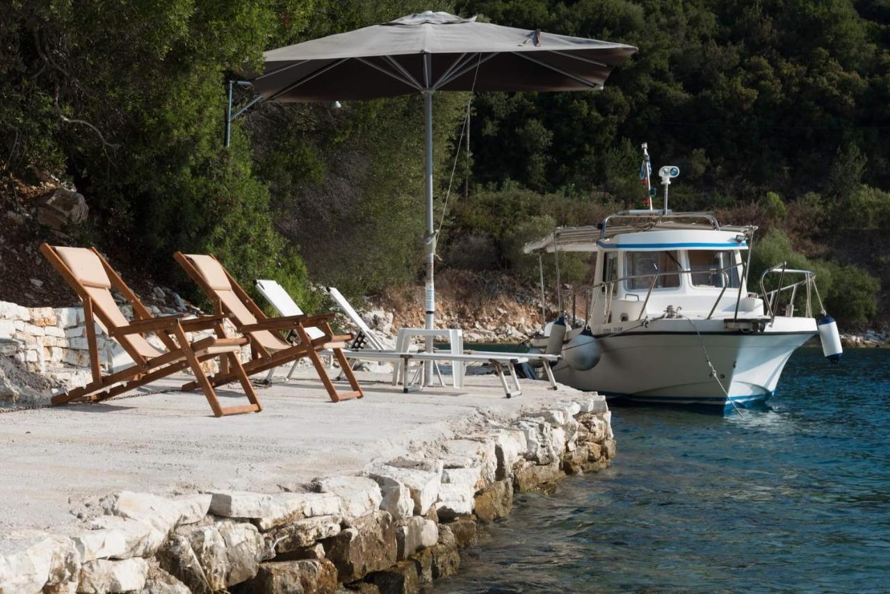 Meganisi Blue Villa Spartokhórion Екстериор снимка